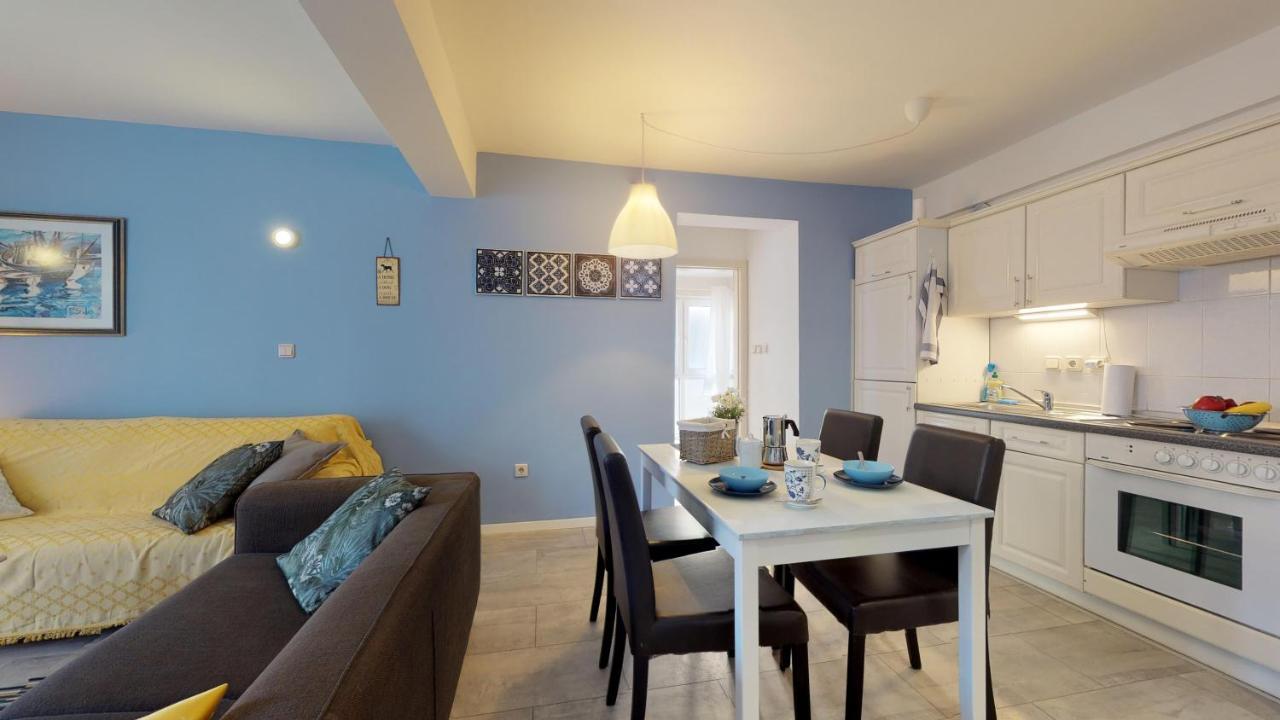 Stella Deluxe Superior 5 Star Apartment, Your Piece Of Heaven By The Sea & Park, With Sea View *